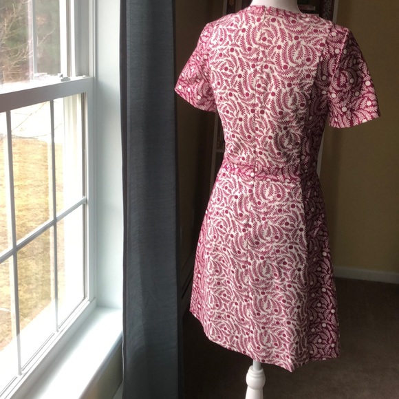 SOLD!!! Boden Floral Print Shift Dress Size 4R - Picture 2 of 6